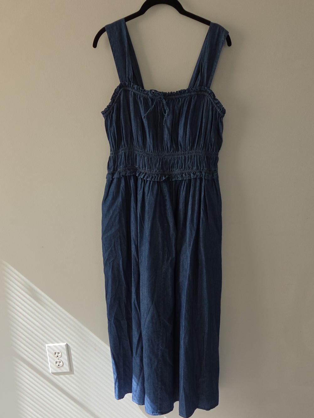 Gap Denim Sleeveless Midi Dress with Smocked Waist
